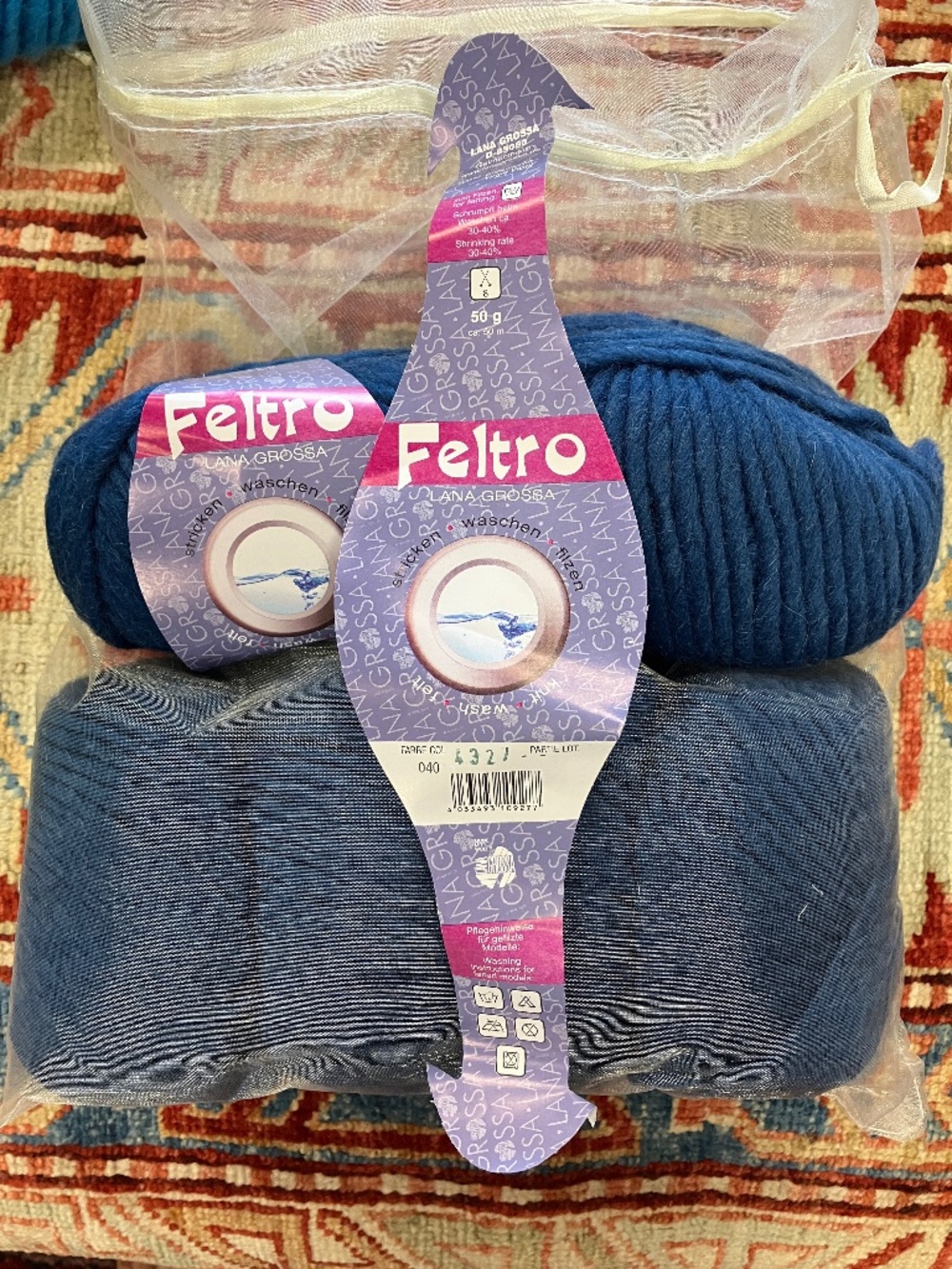 6 x New Lana Grossa Feltro 100% Virgin Wool Yarn in Petrol Blue (40)